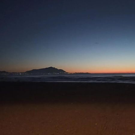 Pozzuoli-Licola Mare Appartement Buitenkant foto
